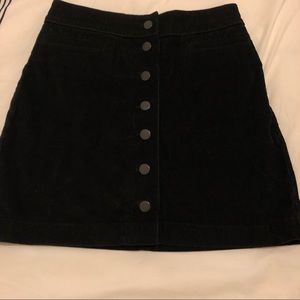 Aritzia Wilfred Free Karmen Skirt